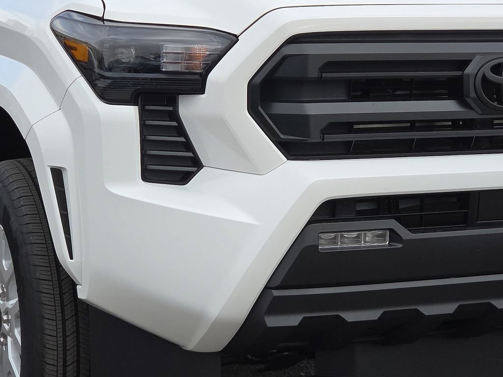 New 2026 Toyota Tacoma SR5 image 9