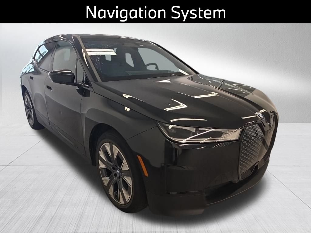 Certified 2024 BMW iX xDrive50 w/ Premium Package AWD/4WD image 5