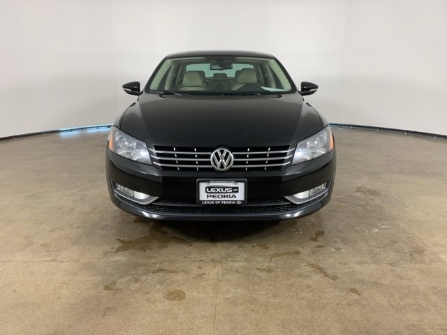 Used 2012 Volkswagen Passat TDI SEL Premium image 3