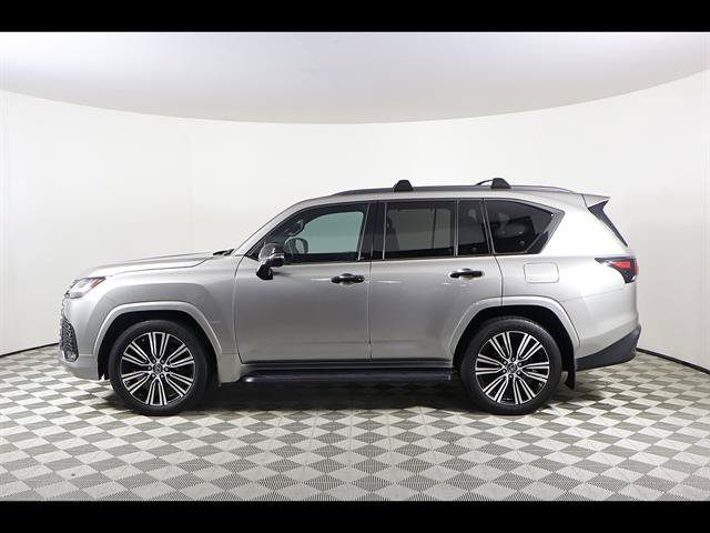 Used 2023 Lexus LX 600 4WD w/ Appearance Package image 3
