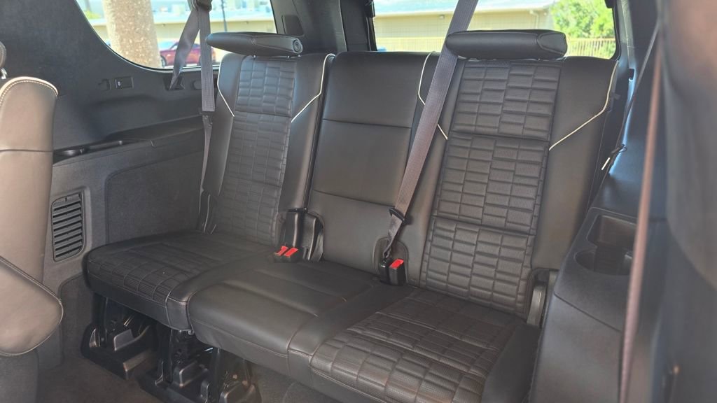Used 2023 Cadillac Escalade ESV Sport Platinum AWD/4WD image 27