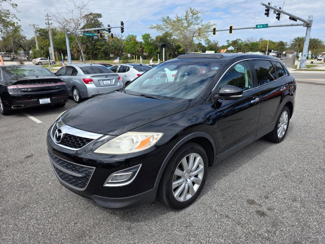 Used 2010 MAZDA CX-9 Grand Touring w/ Moonroof & Bose Audio Pkg image 8
