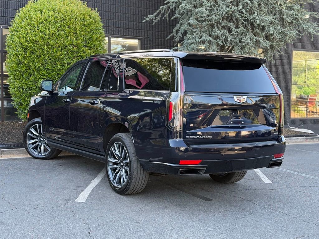 Used 2021 Cadillac Escalade ESV Sport Platinum AWD/4WD image 19