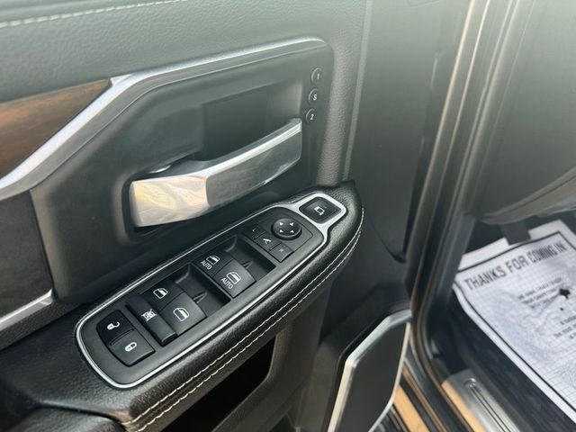 Used 2022 RAM 2500 Laramie AWD/4WD image 9