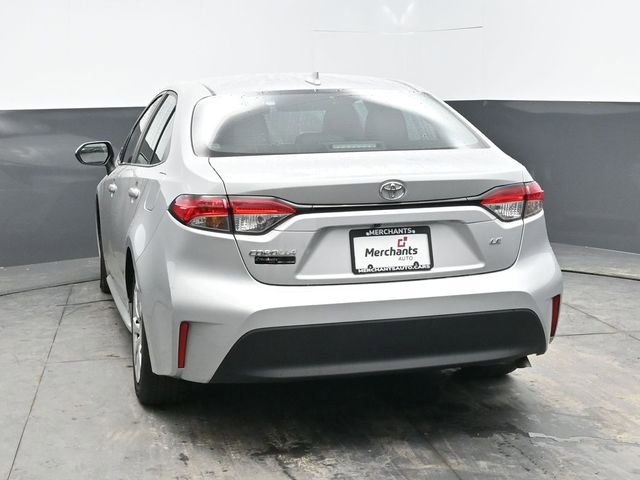Used 2023 Toyota Corolla LE FWD image 5