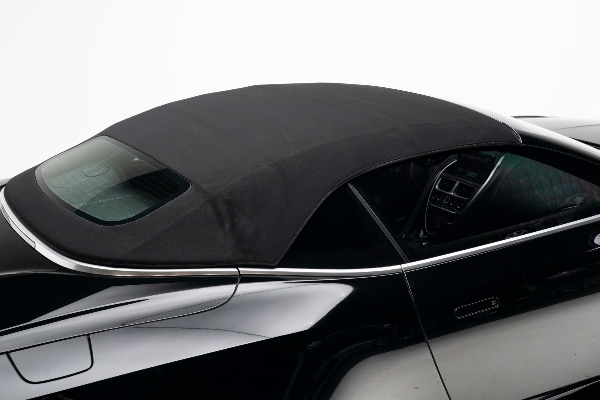 Used 2020 Aston Martin DB11 Volante RWD image 60