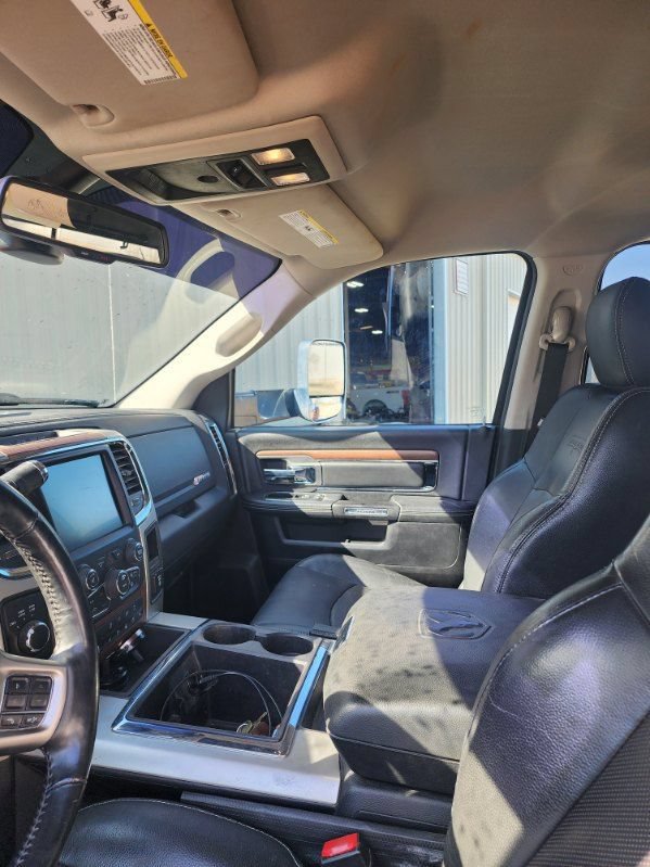 Used 2014 RAM 3500 Laramie AWD/4WD image 4