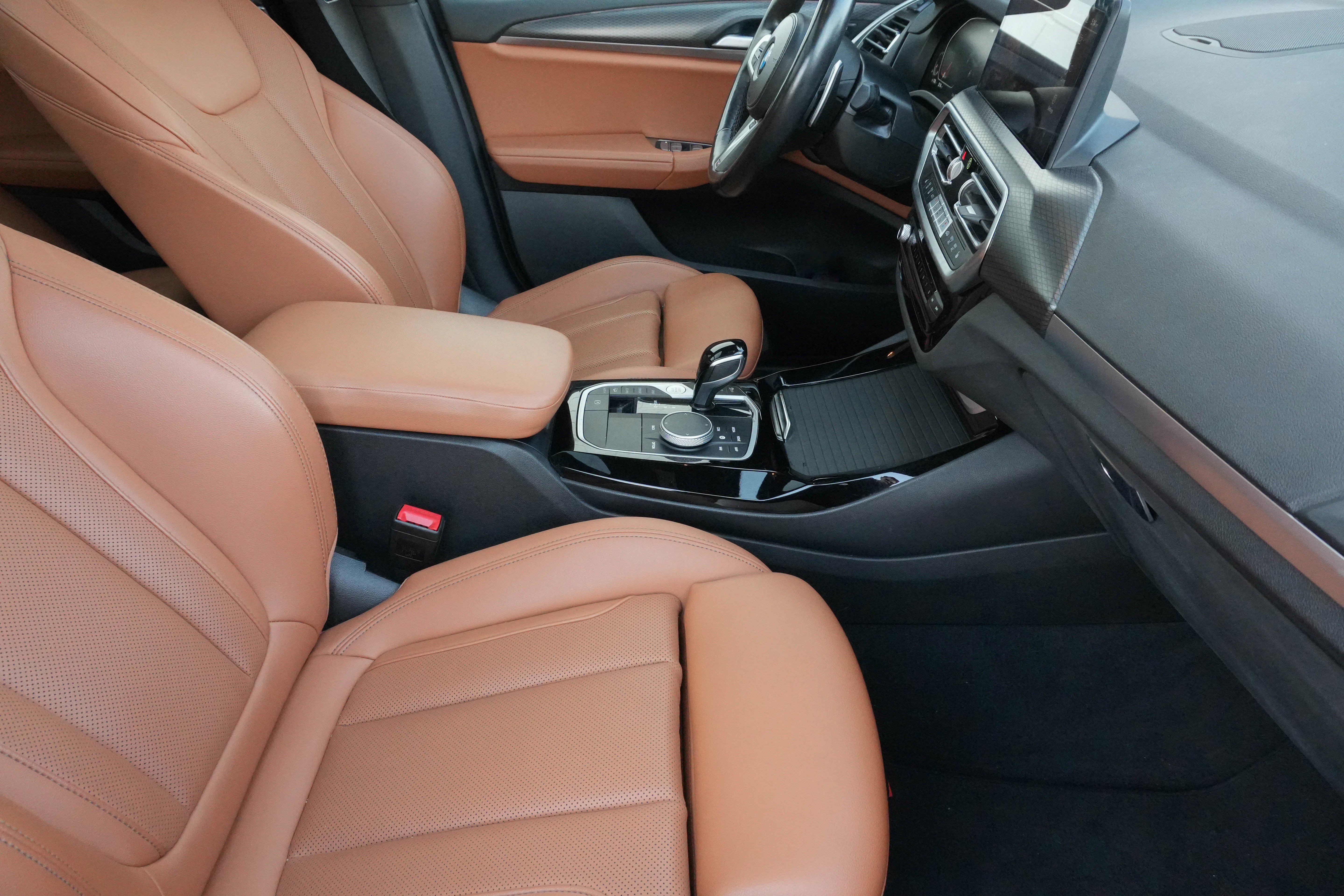 Certified 2023 BMW X3 xDrive30i w/ M Sport Package image 11