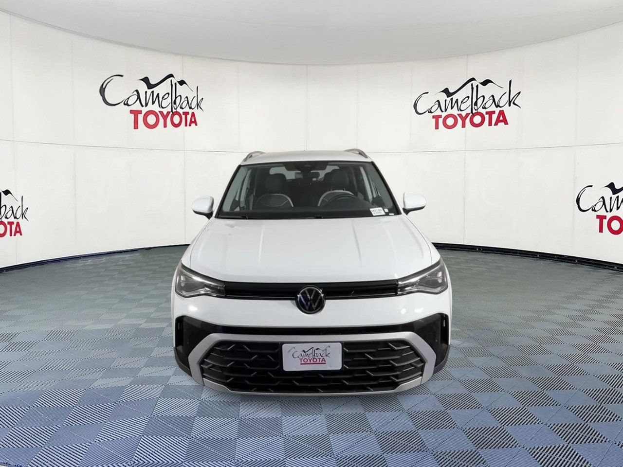 Used 2026 Volkswagen Taos SE FWD image 5