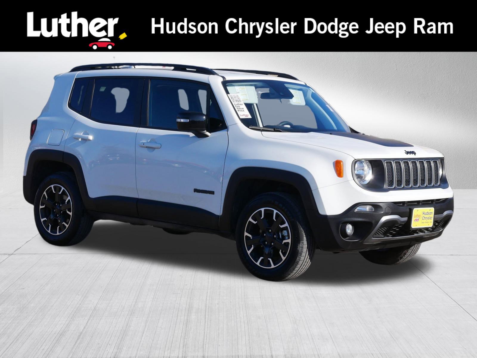 Used 2023 Jeep Renegade Latitude image 1