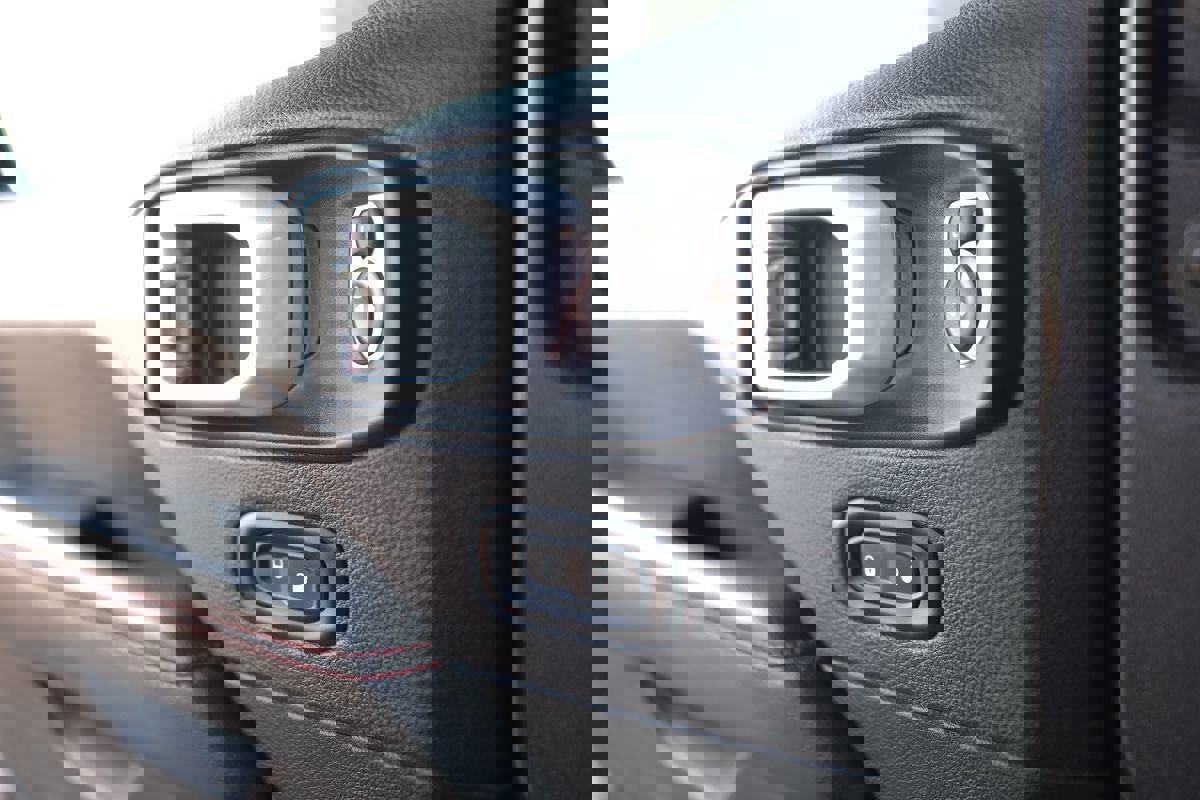 Used 2020 Jeep Wrangler Unlimited Rubicon image 15