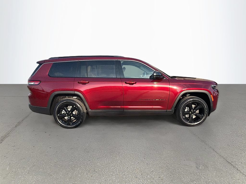 New 2026 Jeep Grand Cherokee L Limited w/ Limited Altitude Package AWD/4WD image 3