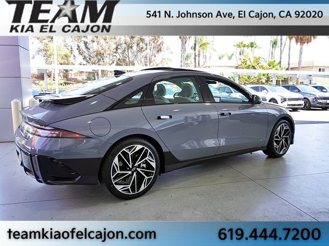 Used 2025 Hyundai Ioniq 6 Limited RWD image 9