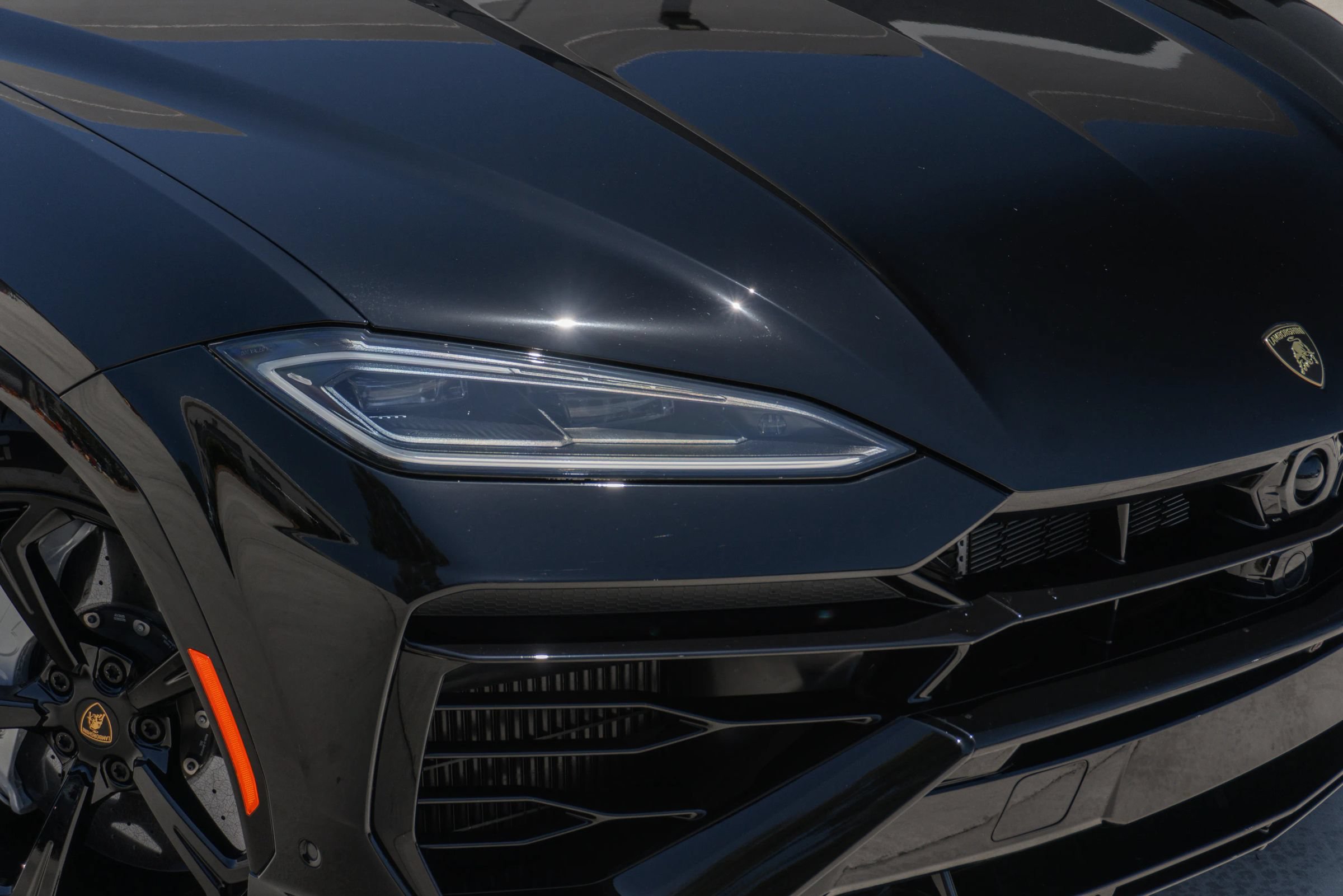 Used 2026 Lamborghini Urus SE AWD/4WD image 31