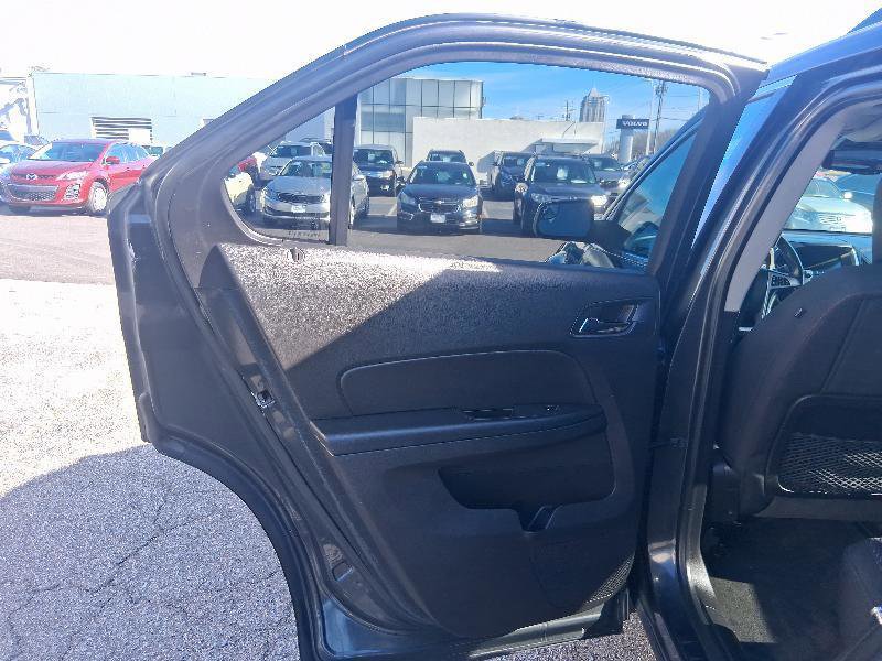 Used 2014 Chevrolet Equinox LT w/ Driver Convenience Package image 18