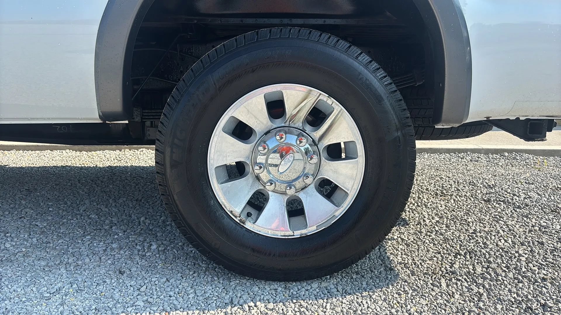 Used 2008 Ford F250 FX4 AWD/4WD image 2