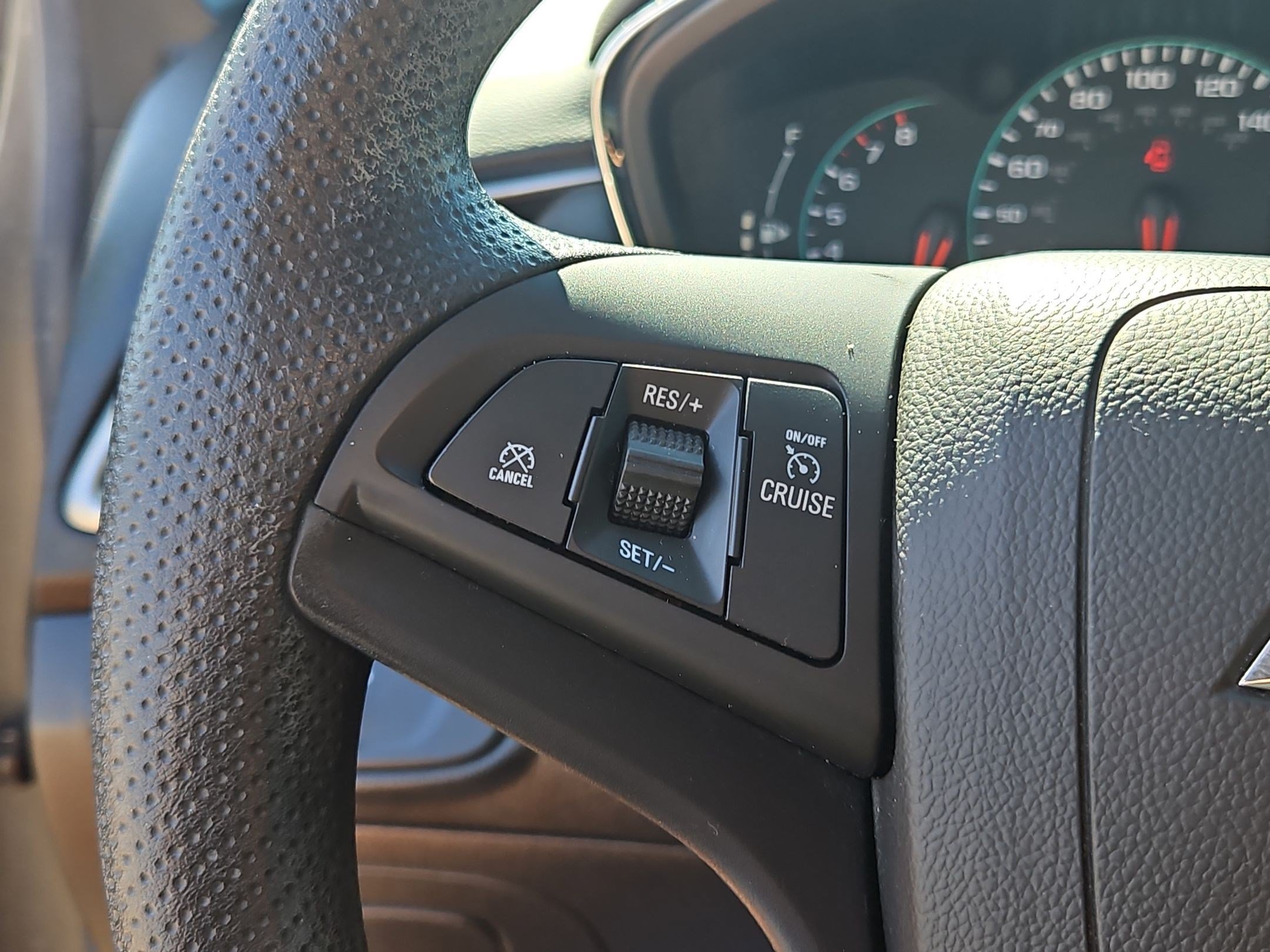 Certified 2021 Chevrolet Trax LT FWD image 16