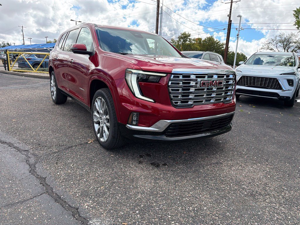 New 2027 GMC Acadia Denali w/ Denali Reserve Package AWD/4WD image 3