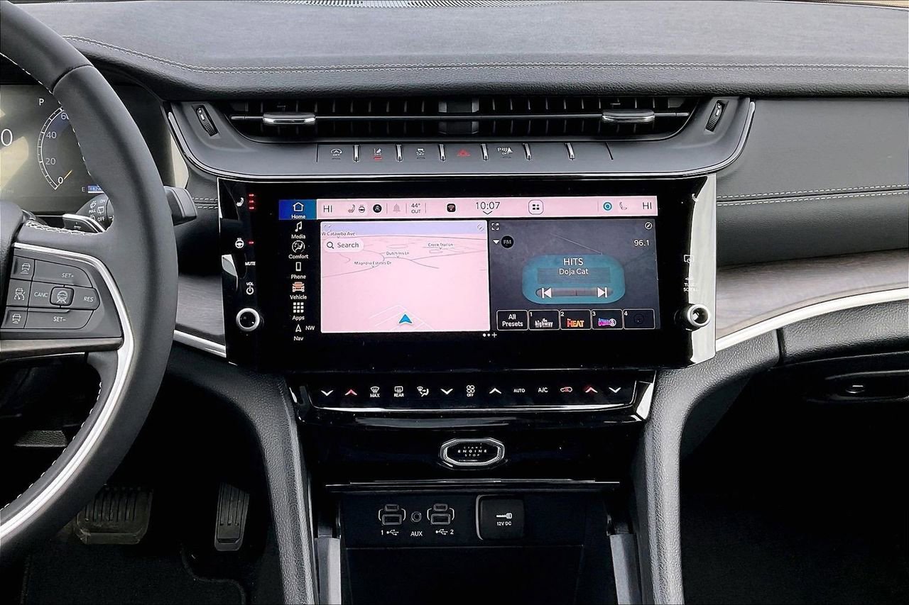 New 2026 Jeep Grand Cherokee Limited image 12