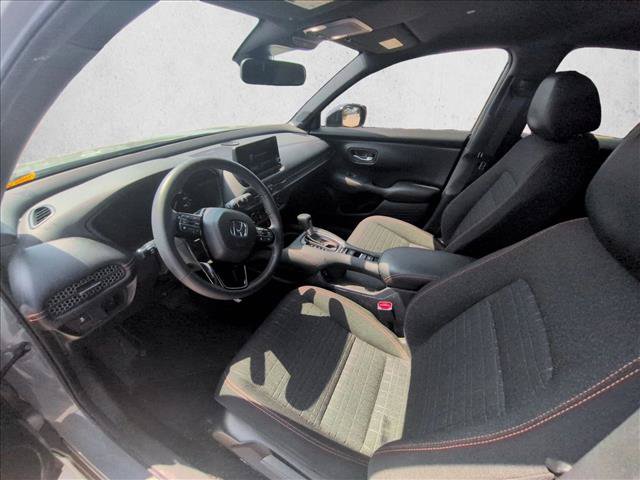 Used 2025 Honda HR-V Sport image 10