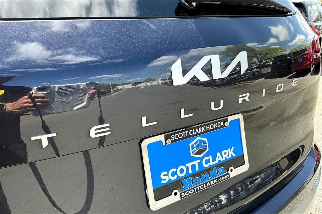 Used 2025 Kia Telluride S image 26
