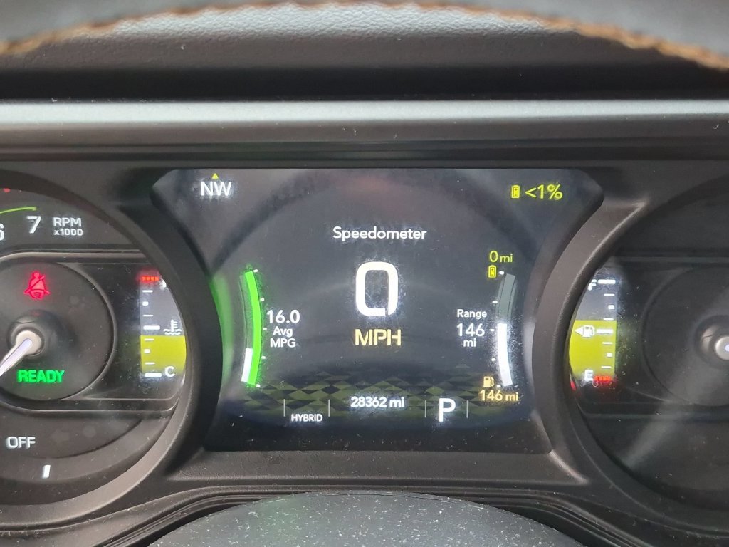 Used 2024 Jeep Wrangler Unlimited Sahara w/ Safety Group AWD/4WD image 11