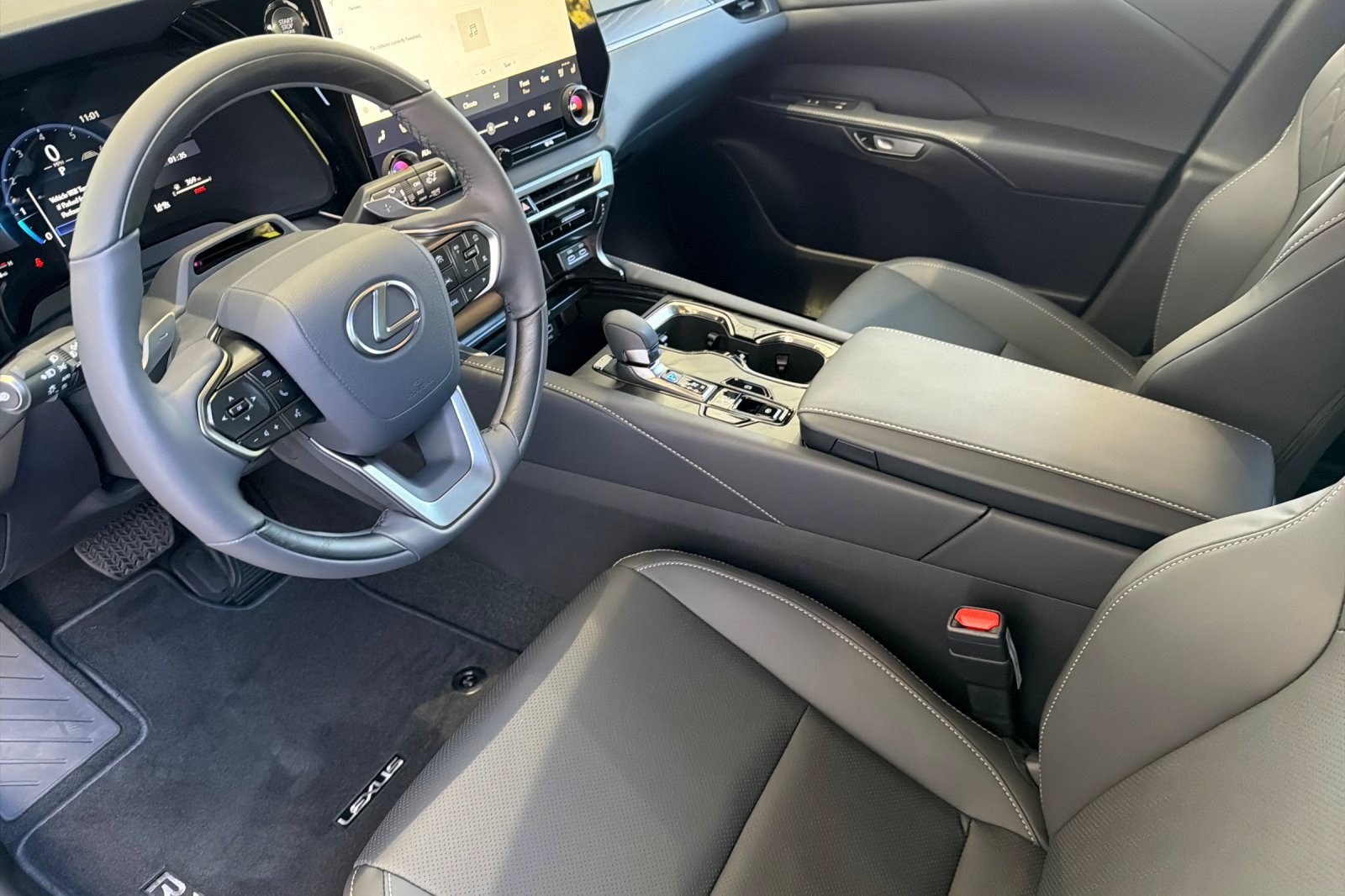New 2026 Lexus RX 350 Premium FWD image 8