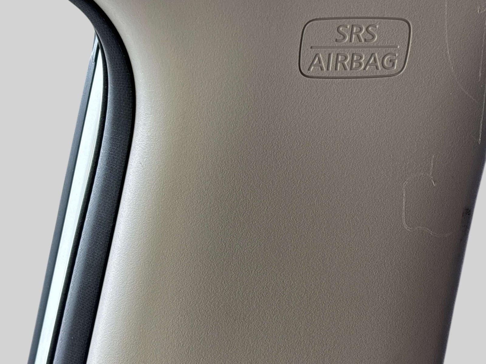 Used 2014 Nissan Rogue S FWD image 24