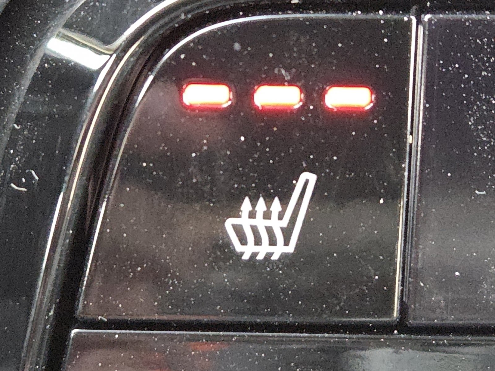 Used 2025 Honda Pilot EX-L image 9