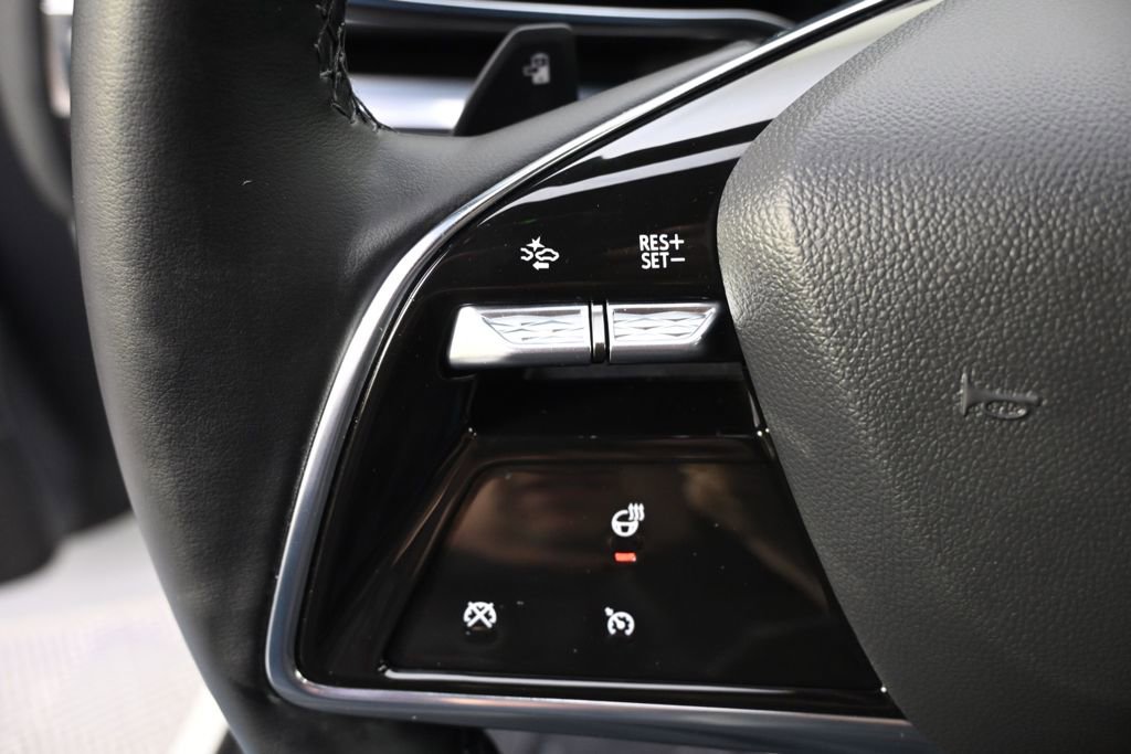 New 2025 Cadillac Lyriq Sport image 34