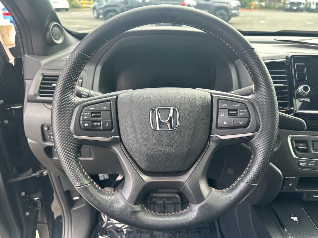 Used 2025 Honda Ridgeline TrailSport image 18
