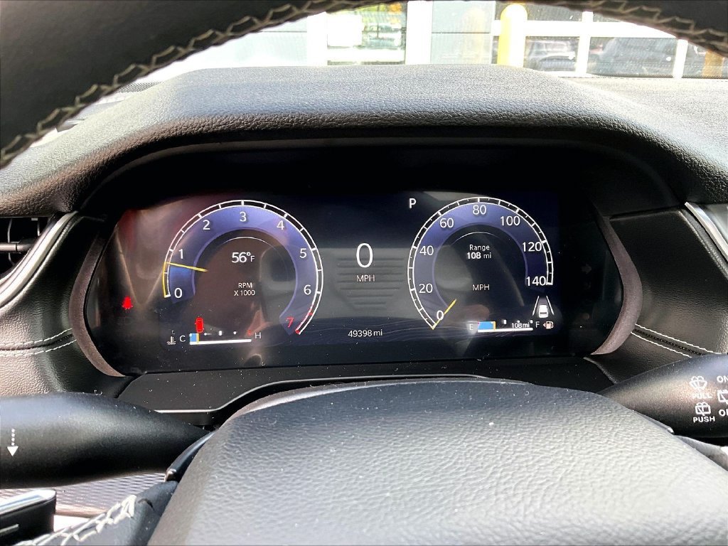 Used 2024 Jeep Grand Cherokee L Altitude AWD/4WD image 13