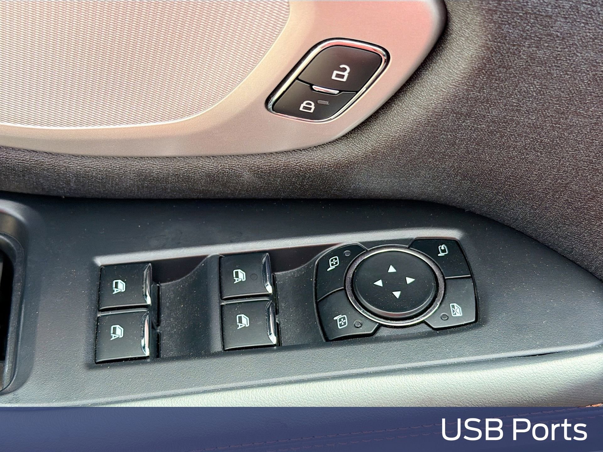 Used 2025 Ford Expedition Active AWD/4WD image 23