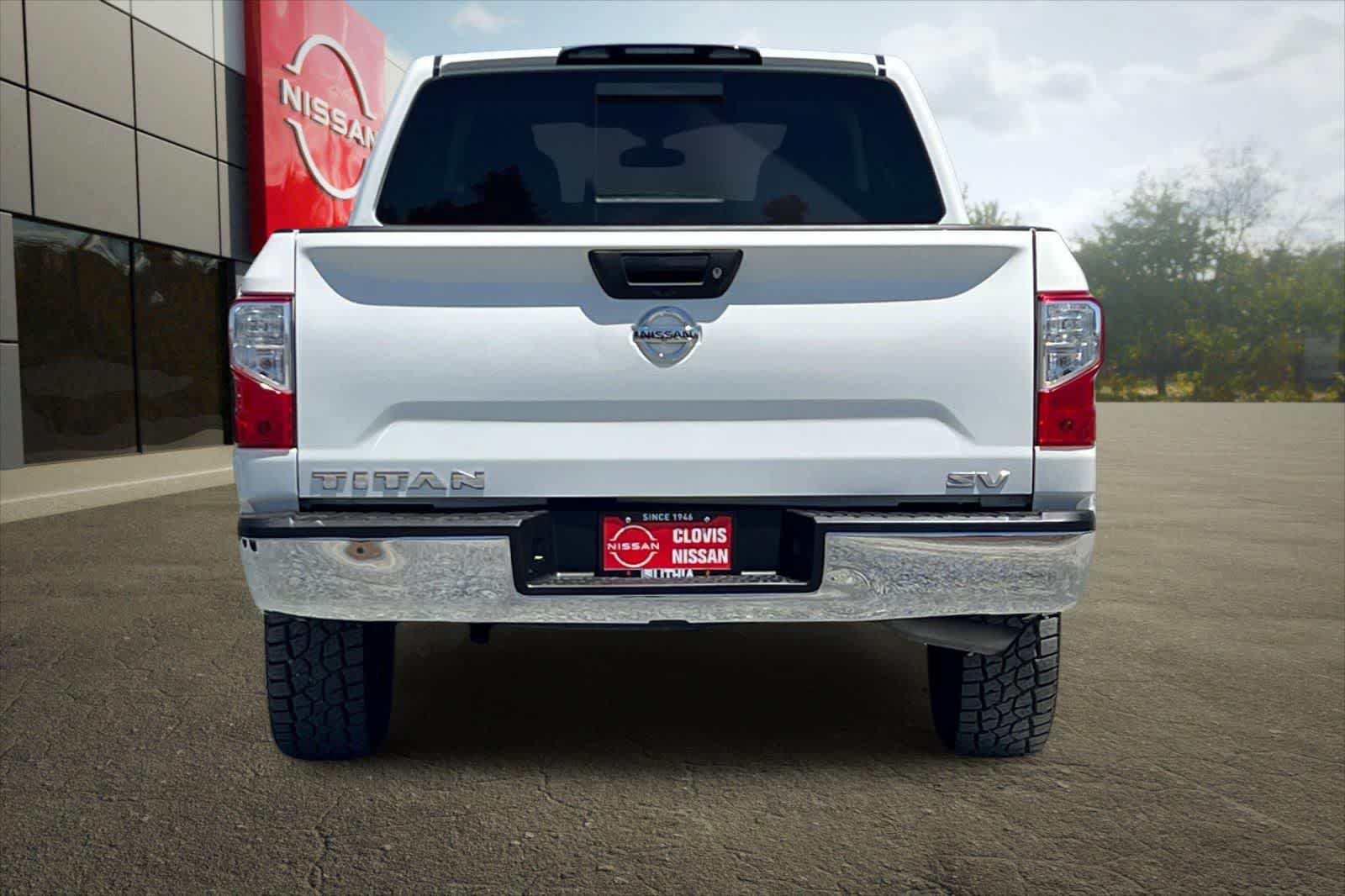 Used 2019 Nissan Titan SV RWD image 8