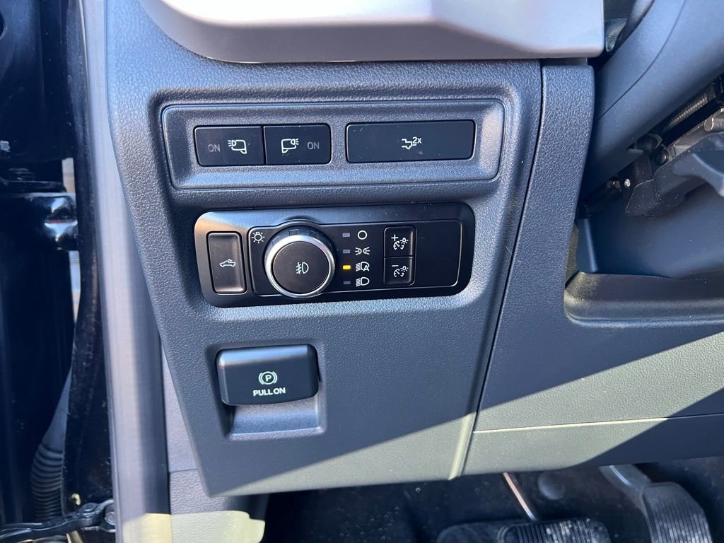 Used 2023 Ford F150 XLT image 46