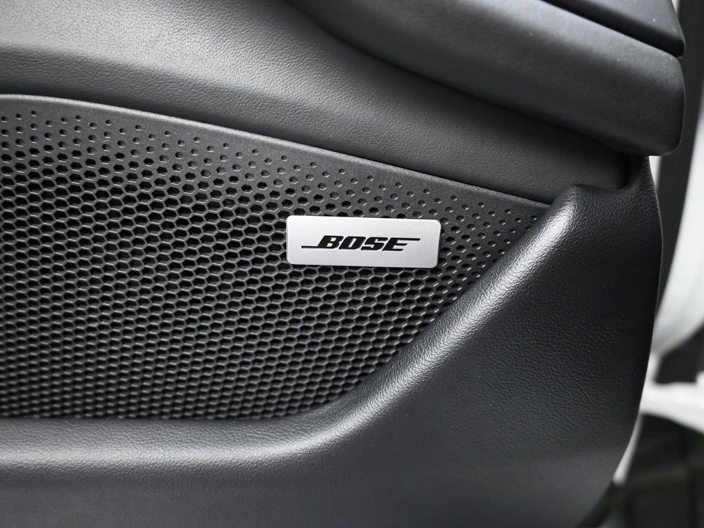 Certified 2020 Porsche Taycan Turbo S image 25