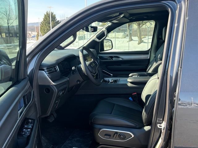 New 2026 Jeep Grand Wagoneer 4WD w/ Premium Group I image 16