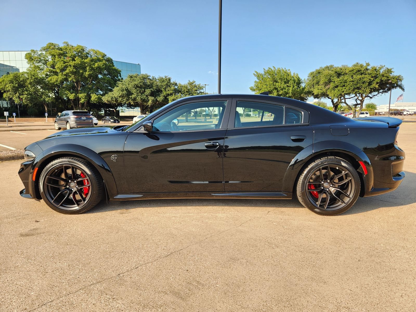 Used 2023 Dodge Charger SRT Hellcat w/ Harman/Kardon Audio Group RWD image 3