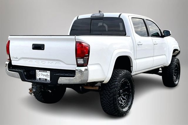 Used 2018 Toyota Tacoma SR5 image 5