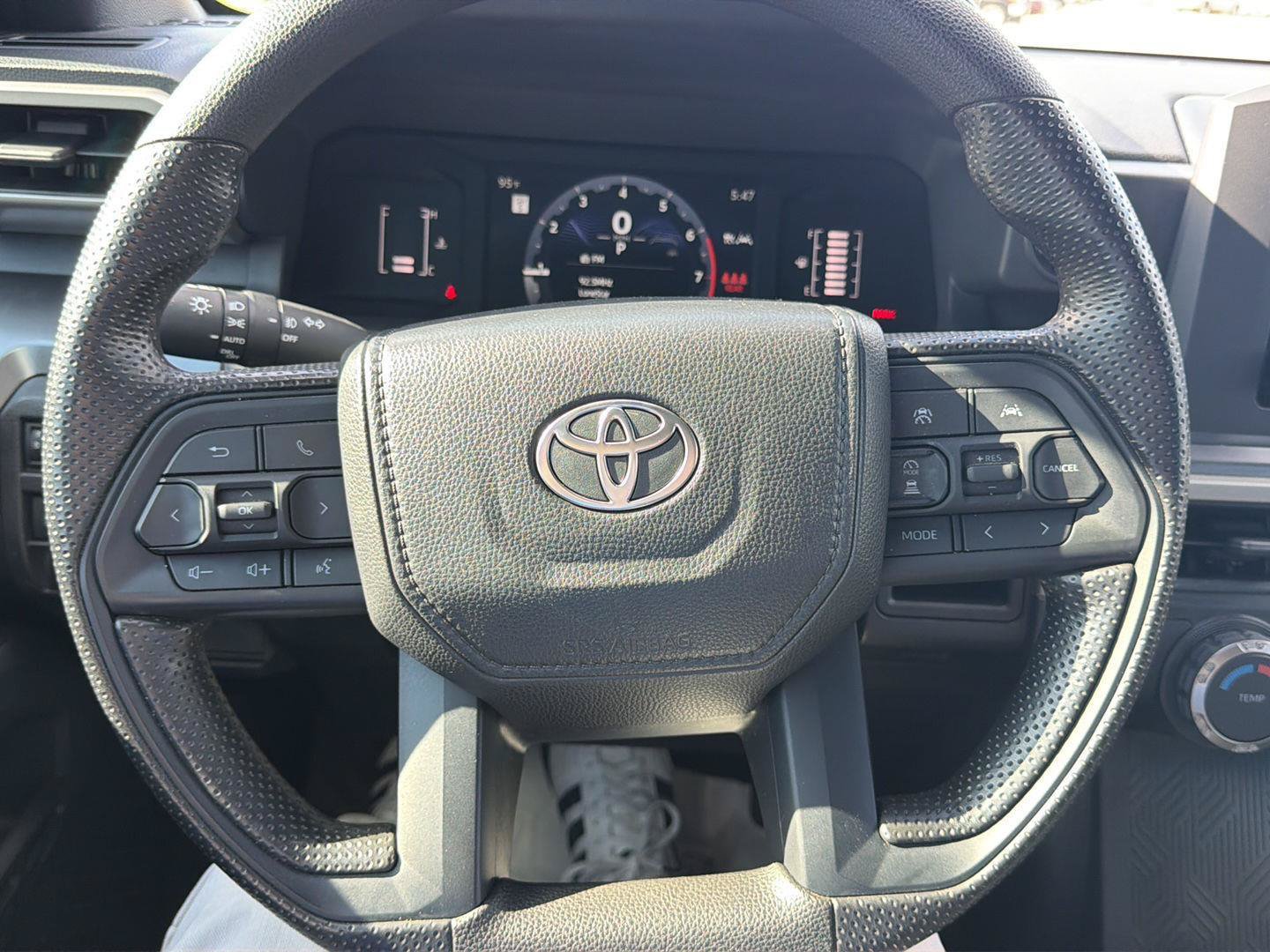 Used 2024 Toyota Tacoma SR5 AWD/4WD image 23