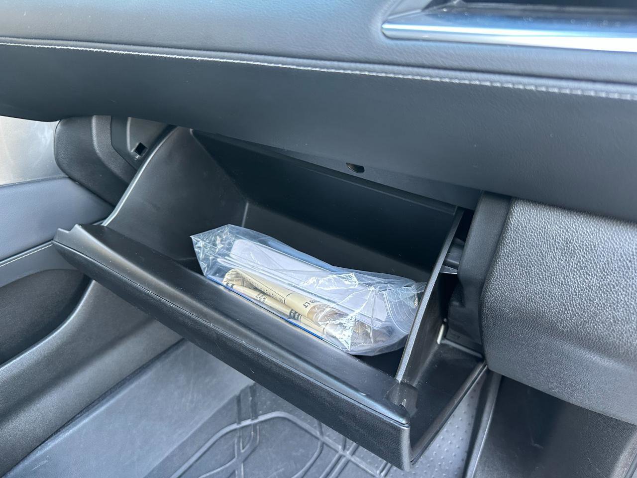 Used 2021 Chevrolet Tahoe LT w/ LT Signature Package image 37