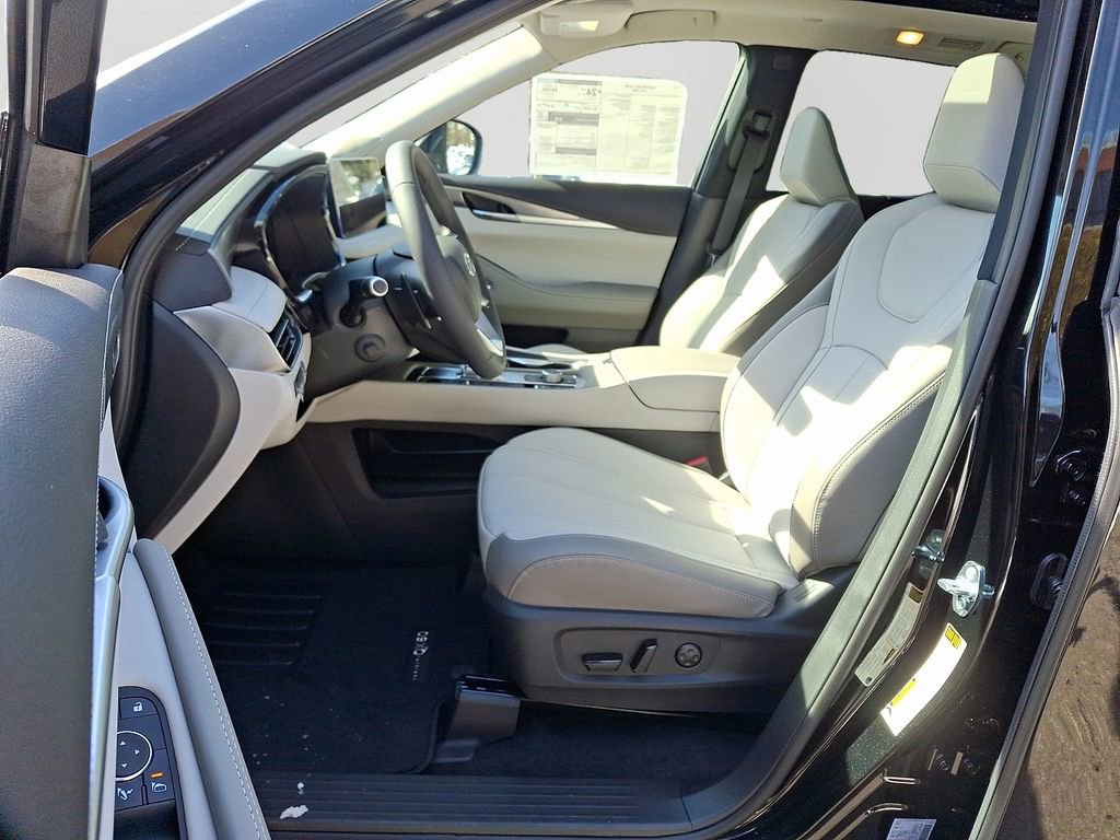 New 2026 INFINITI QX60 Luxe w/ Cargo Package image 7