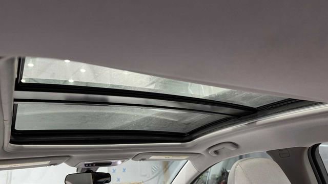 Used 2020 Chevrolet Malibu LT image 18