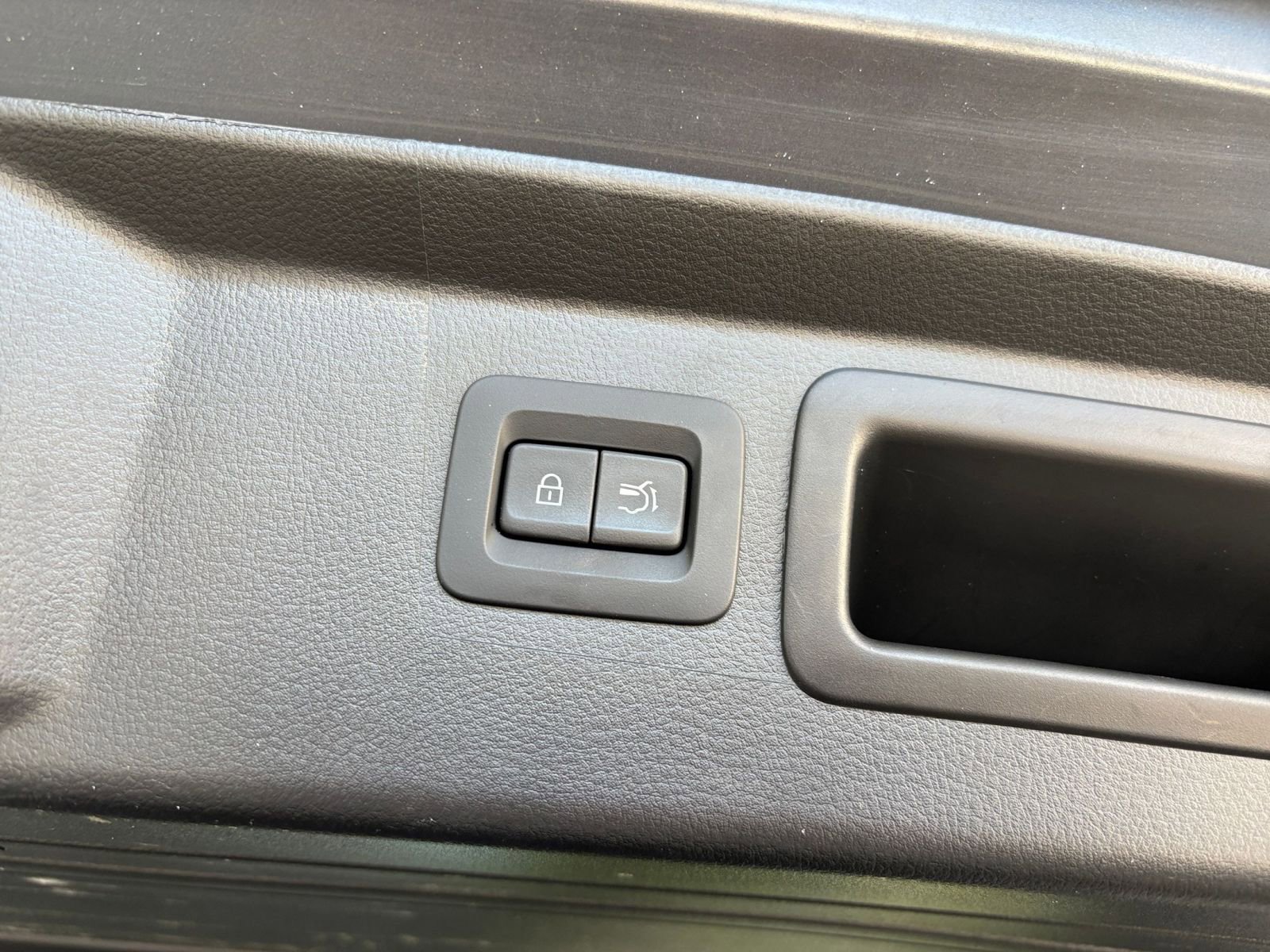 Used 2025 MAZDA CX-50 2.5 Hybrid w/ Premium Plus Pkg image 23