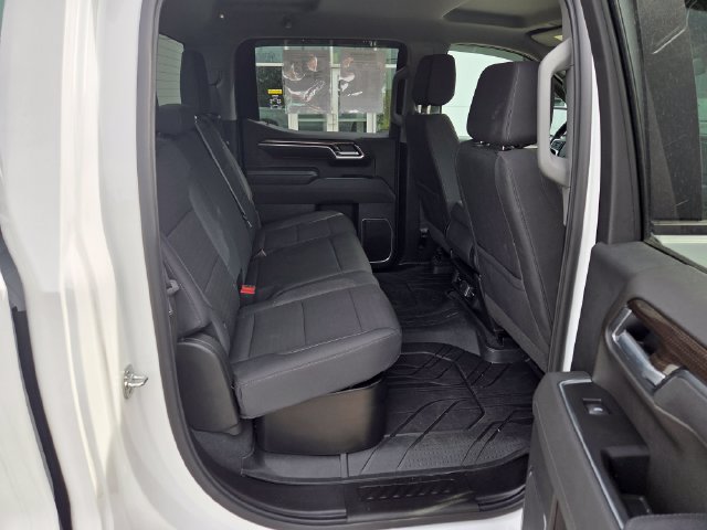 Used 2026 Chevrolet Silverado 1500 LT AWD/4WD image 11