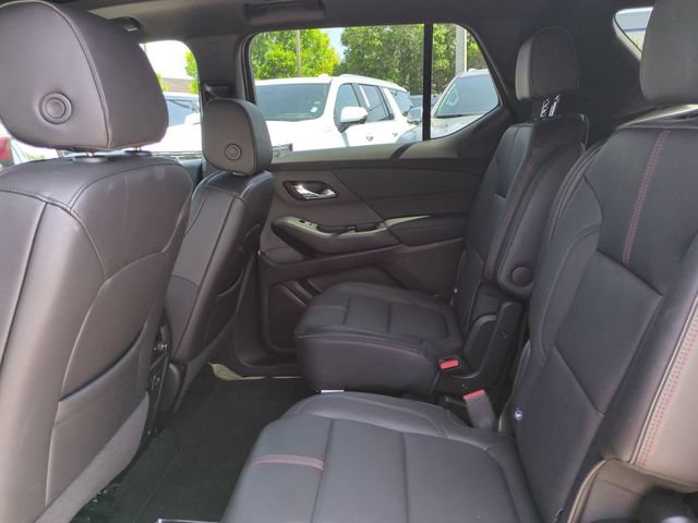 Used 2023 Chevrolet Traverse RS AWD/4WD image 17