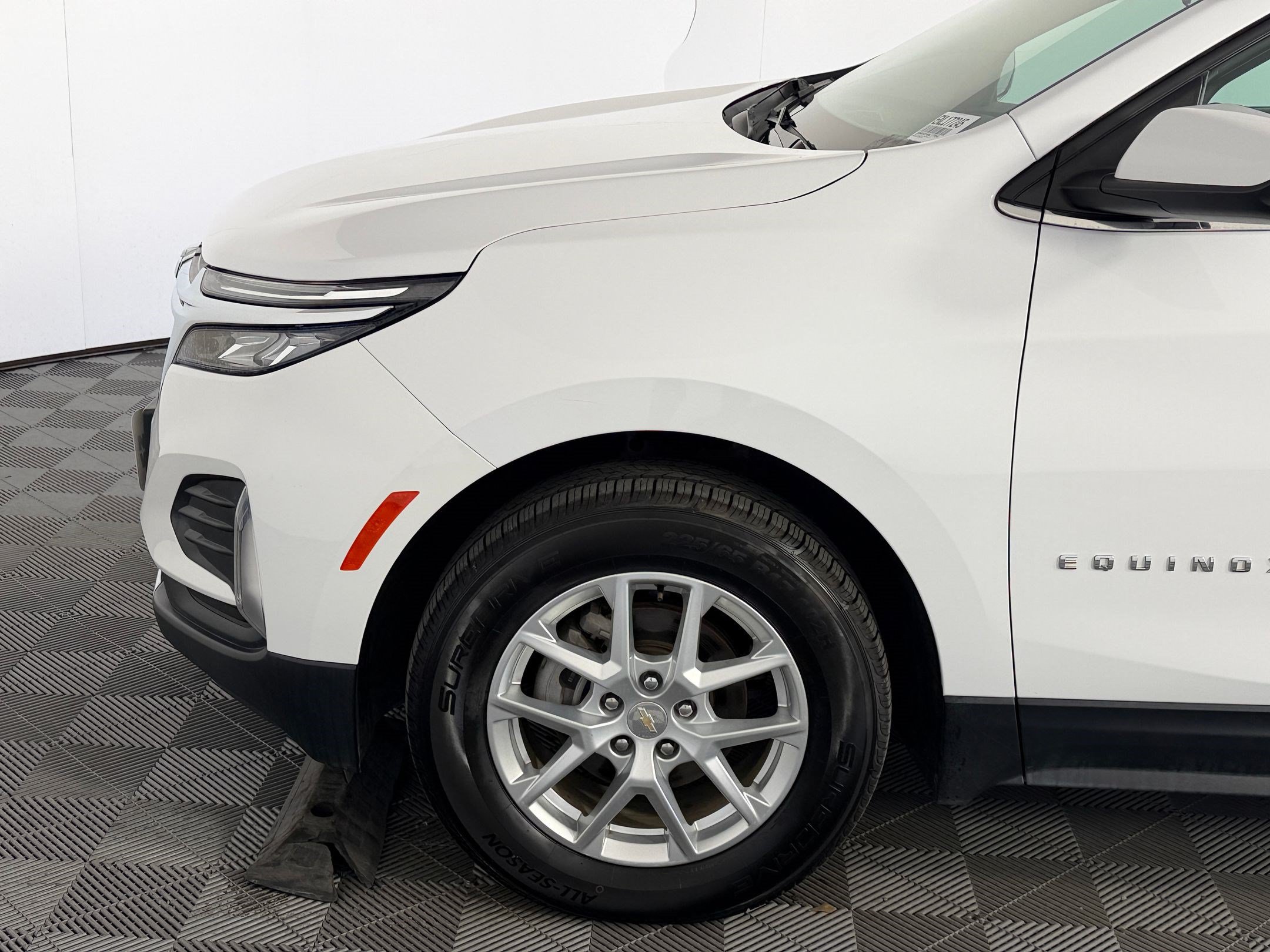 Used 2022 Chevrolet Equinox LT AWD/4WD image 11