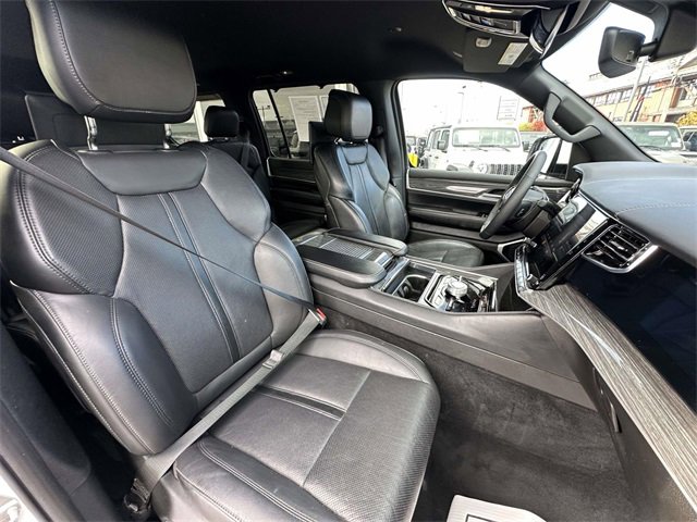 Used 2022 Jeep Wagoneer Series III w/ Convenience Group I image 35