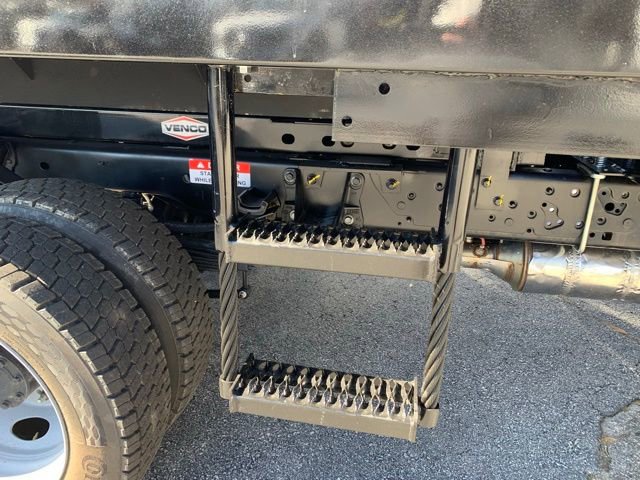 New 2025 Ford F550 4x4 Regular Cab Super Duty image 19