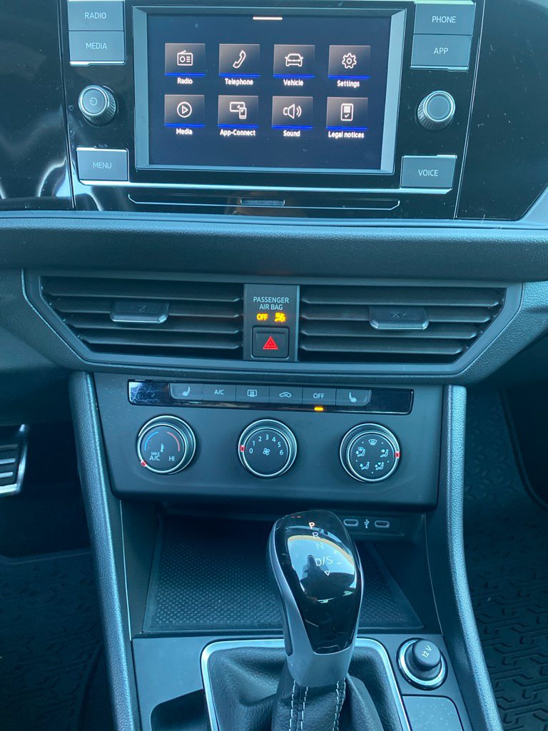 Used 2024 Volkswagen Jetta Sport FWD image 14